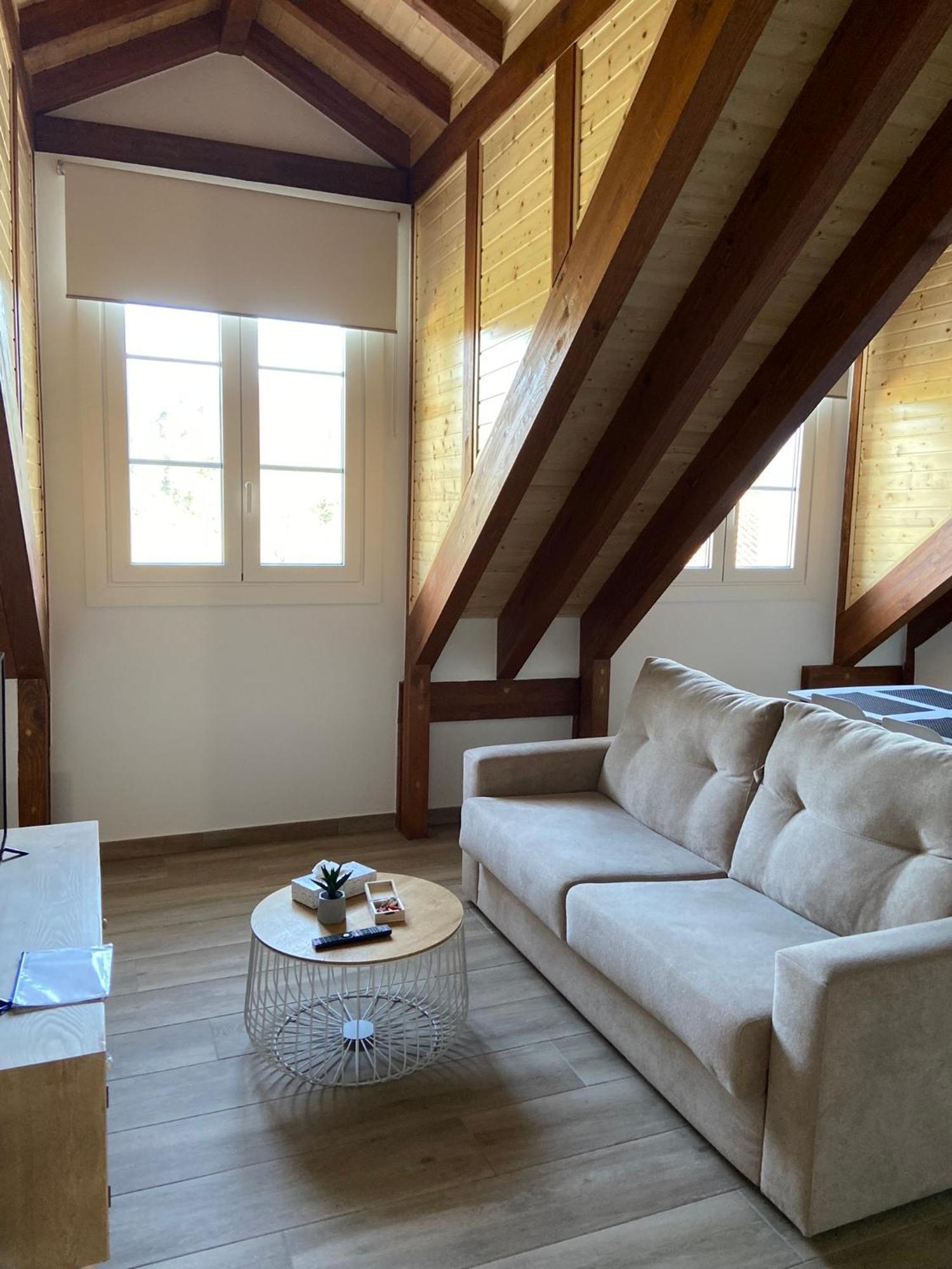 Reginita Apartamentos Arbo Εξωτερικό φωτογραφία
